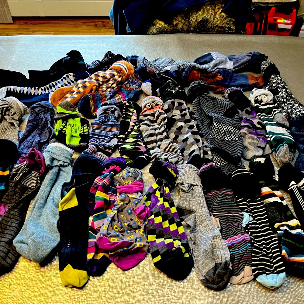 Bundle of 33 men’s socks ( Ted Baker , penguin, and other brands ) all washed.